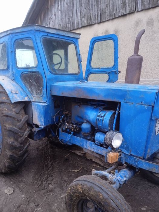 Продам трактор т40