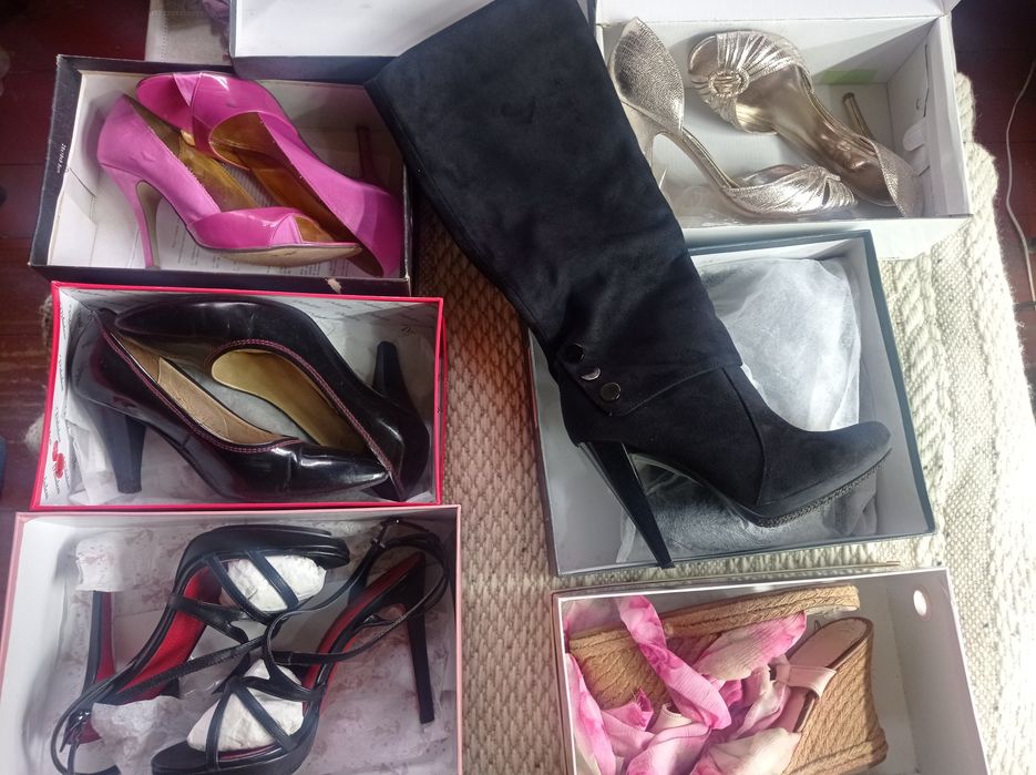 Продам лот с 7 пар обуви, туфли, босоножки, сапоги на каблуке, танкетк