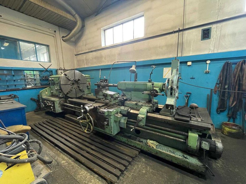 Tokarka uniwersalna model 165 CCCP