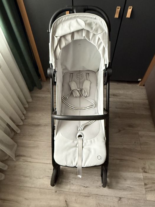 Прогулянкова коляска Cybex Beezy fog grey