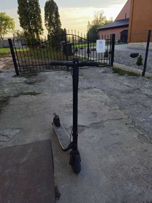 Hulajnoga elektryczna