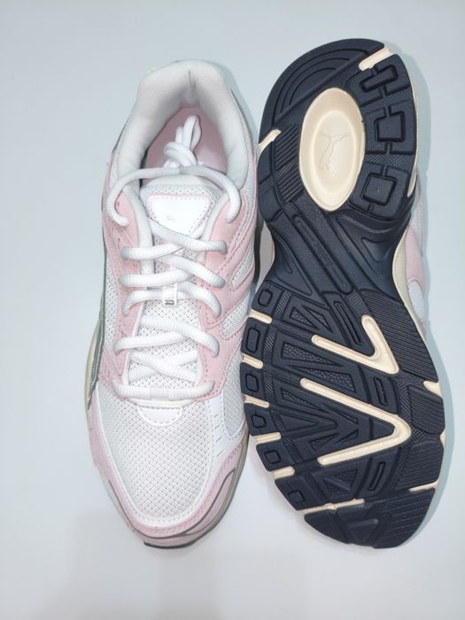 Кросівки жіночі Puma 41