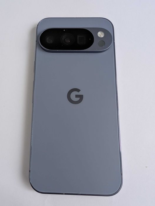 Лот телефонів Google Pixel, Samsung, Motorola