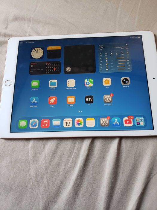 Apple iPad 8 (2020) 128 ГБ Wi-Fi + LTE 10.2" Space Gray |
