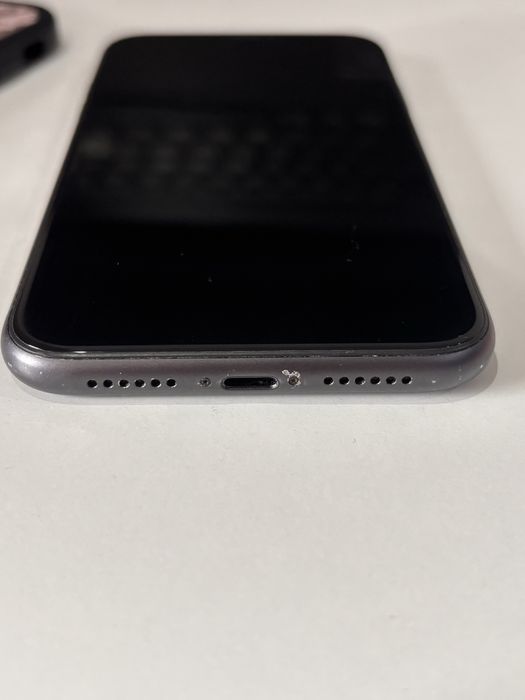 Iphone 11 76% baterii