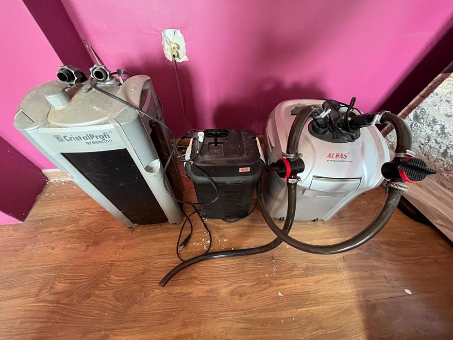 Akwarium ze sprzętem