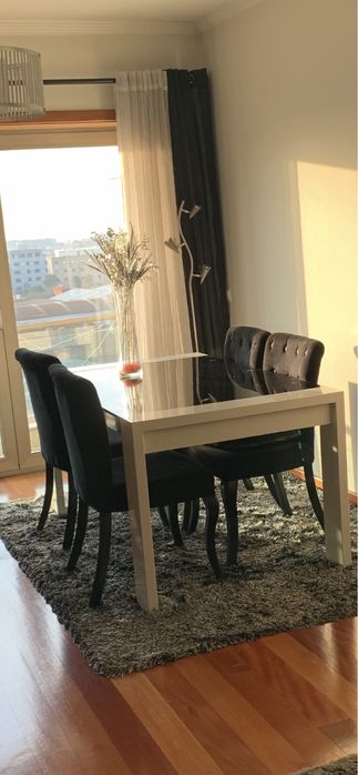 Mesa e cadeiras  Ant