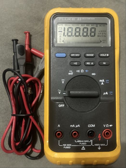 Профессиональный мультиметр Fluke 83