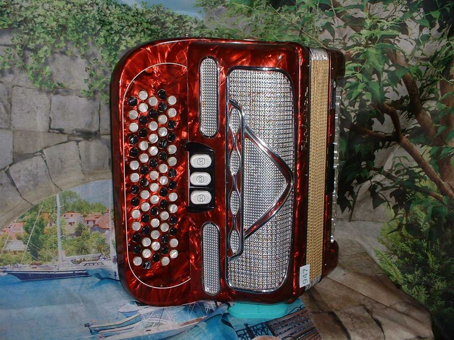 Accordion R, No. 94764550289458050121