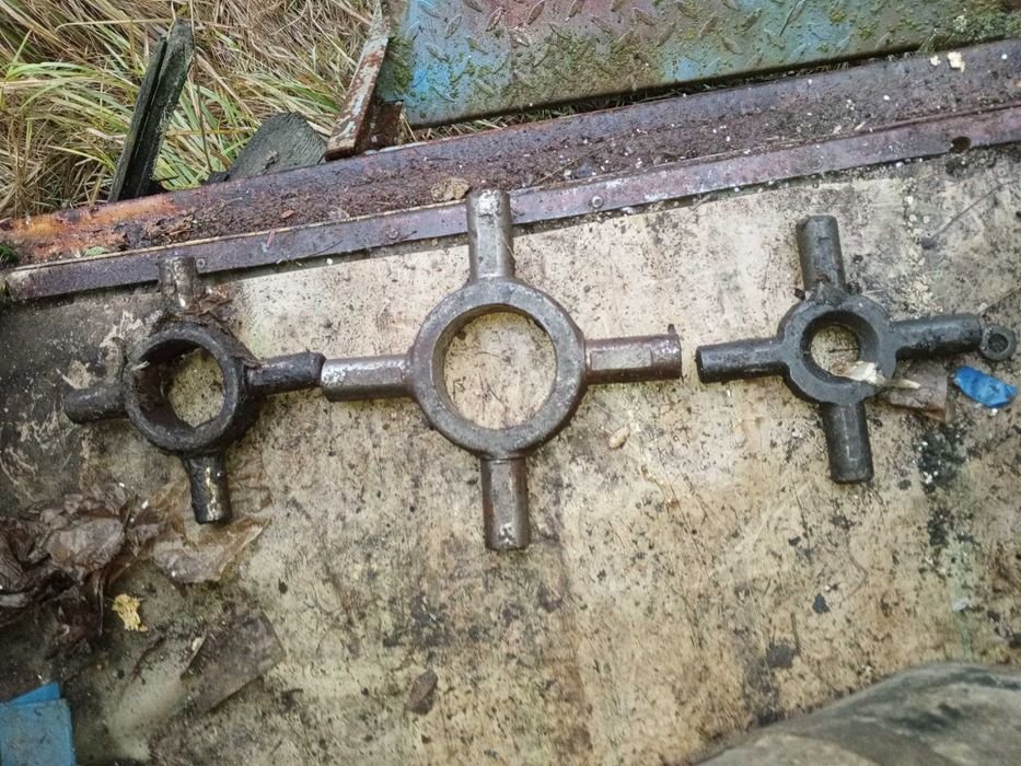 запчасти на зил 130 и др,