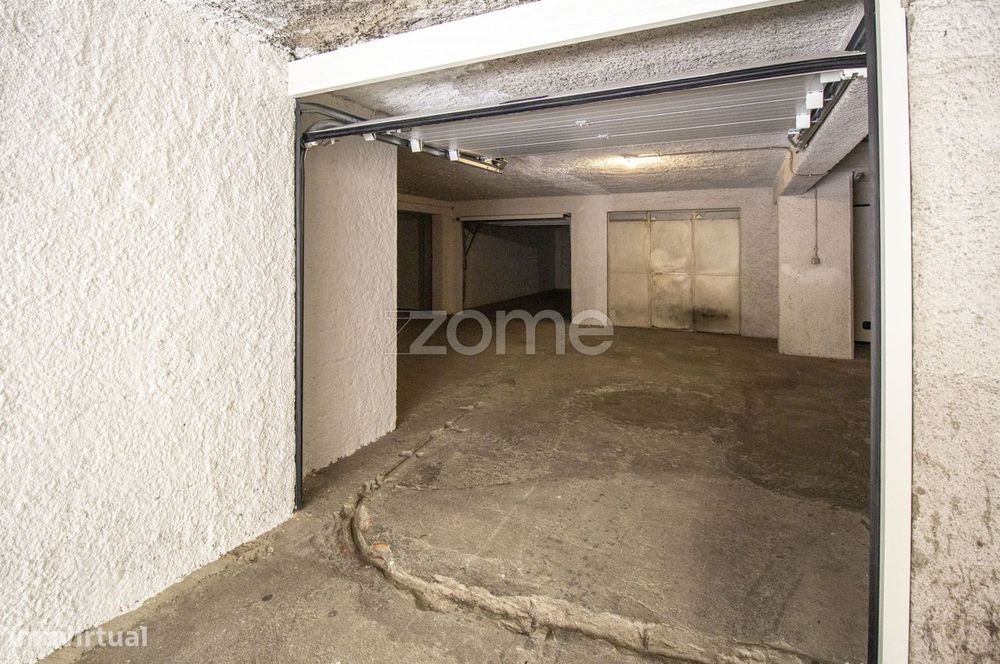 Garagem para arrendamento em Maximinos, Braga