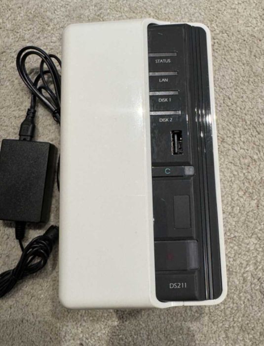 Synology DiskStation DS211 - Serwer plików, 2x Seagate 2TB