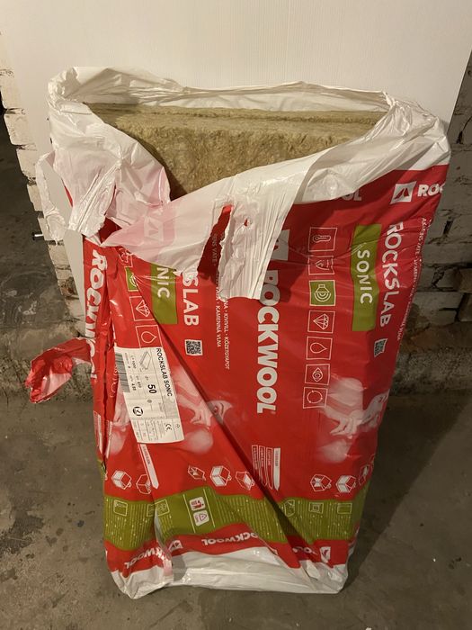 Płyta izolacyjna z wełny skalnej Rockslab Sonic 036 50 mm Rockwool