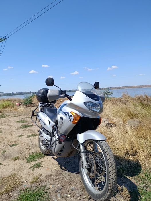 Honda Трансальп 650