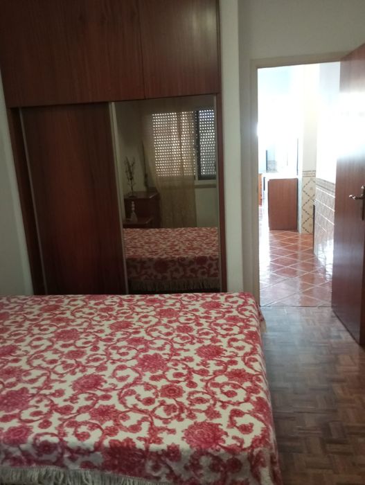 Arrenda-se T1 Renovado