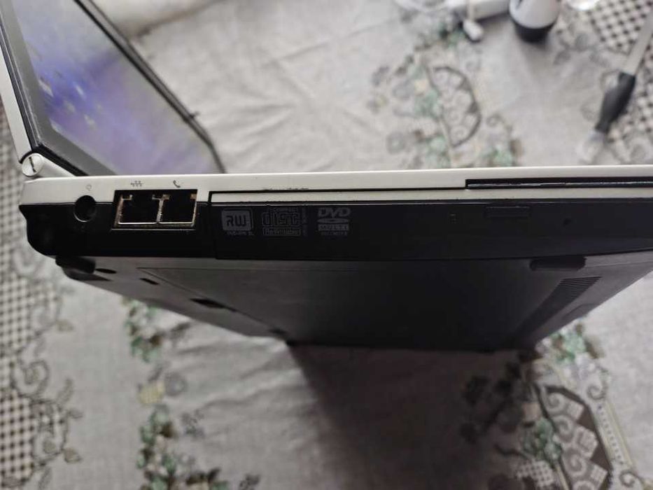 ноутбук HP elitebook 2560p
