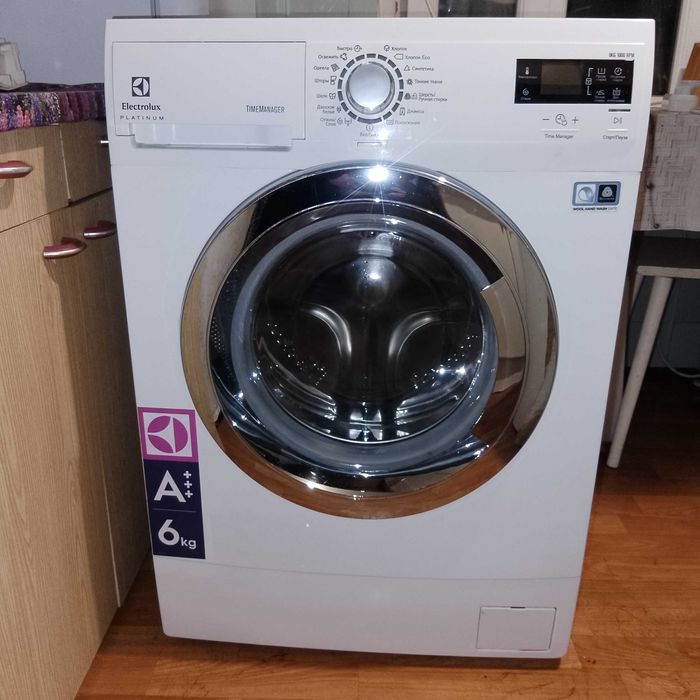Стиральная машинка Electrolux 6 кг