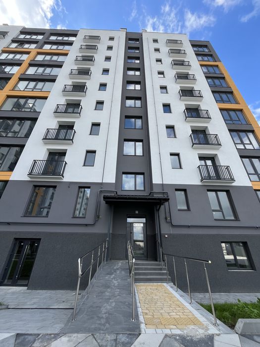 Продається 2 кім. на вигідних умовах. Розт. 30 місяців