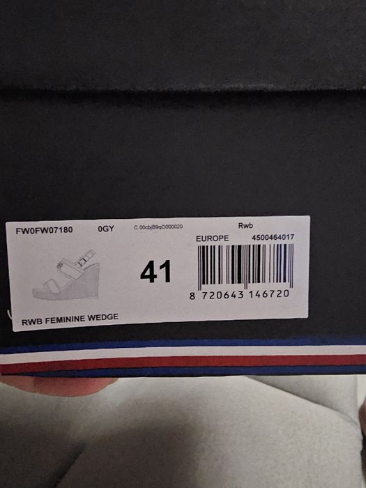 Buty na koturnie Tommy Hilfiger