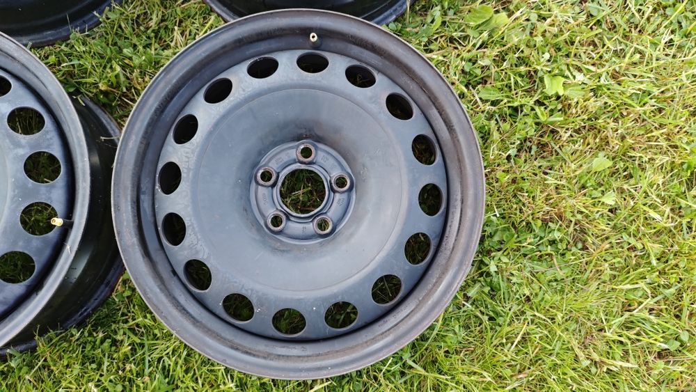 Felgi stalowe 16" 5x100 VW Skoda Seat Audi bdb stan