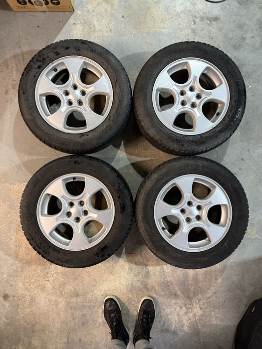 Koła Subaru Forester 16x6,5JJ ET48 oryginalne, opony zimowe 215/60R16