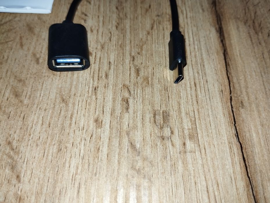 Bezprzewodowy adapter CarPlay 2w1 Android Auto Plug and Play Mini Car