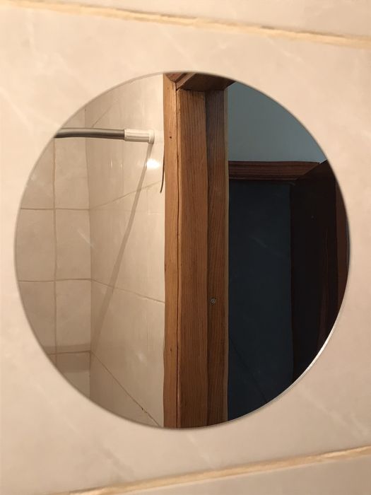 Зеркало в ванную или над умывальником диаметр 20см