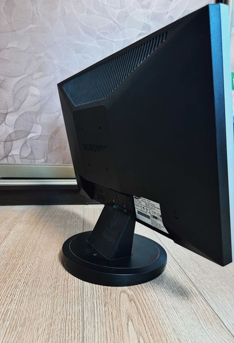 ПК Настільний Комп'ютер / Офісний / Для навчання / Asus / Fx-6300