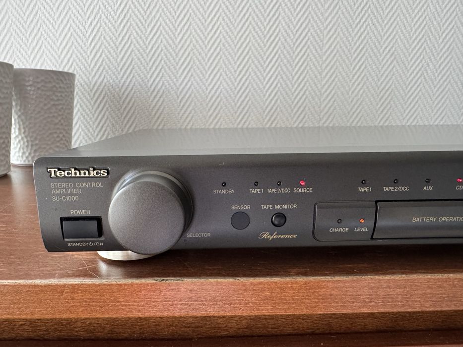 Przedwzmacniacz Technics SU-C1000