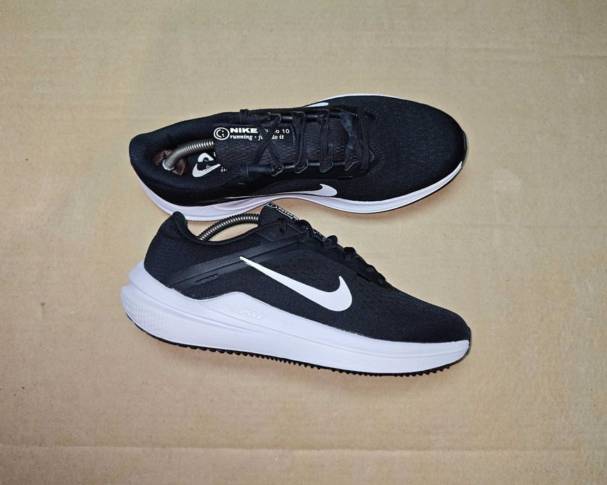 Оригінальні Бігові Кросівки Nike Air Winflo 10  Розмір 41