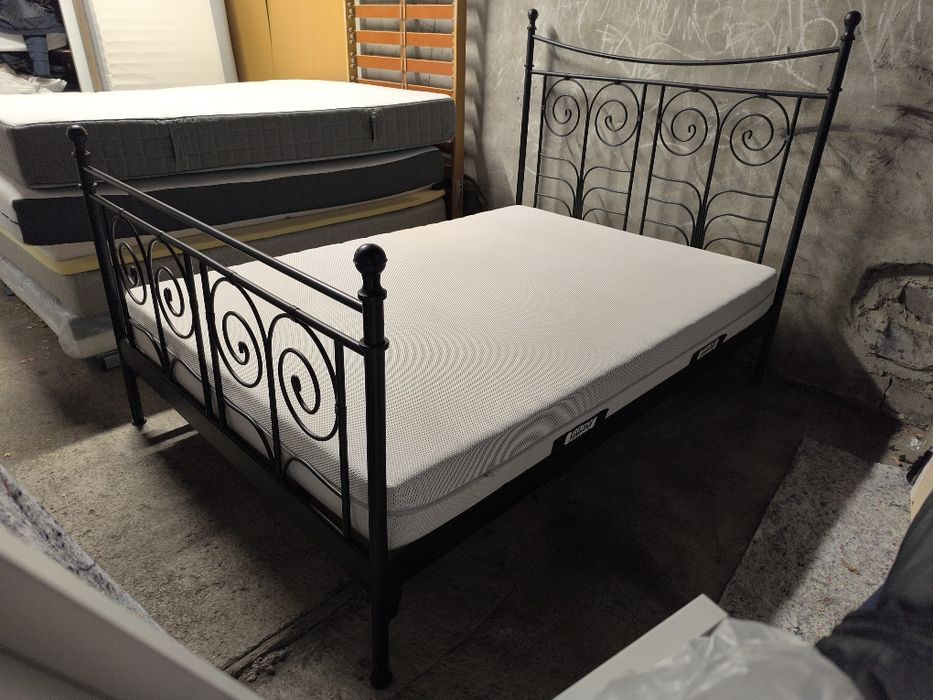 Łóżko 140x200 + Niemiecki Materac . IKEA Noresund  + BodyGuard czarne