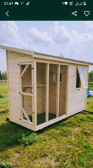 Kurniki , gołębniki i klatki dla królików