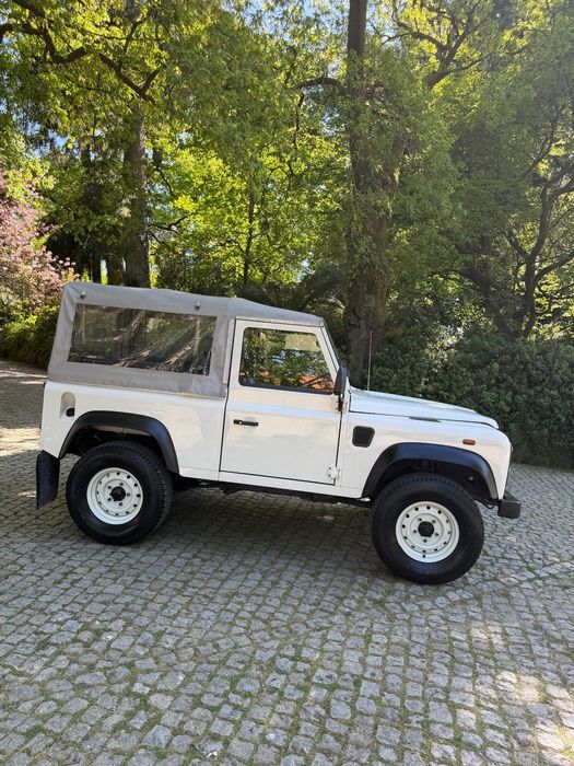 Land Rover Defender 90 2.5 Td5 Soft Top