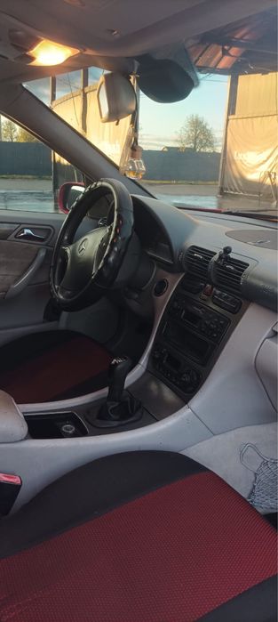 Mercedes c180 w203 мерседес на повному ходу бензин механіка
