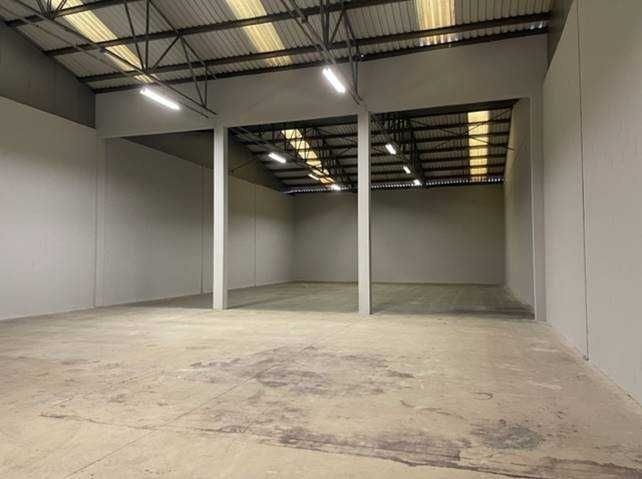 Arrenda-se Armazém na Moveme Business Park