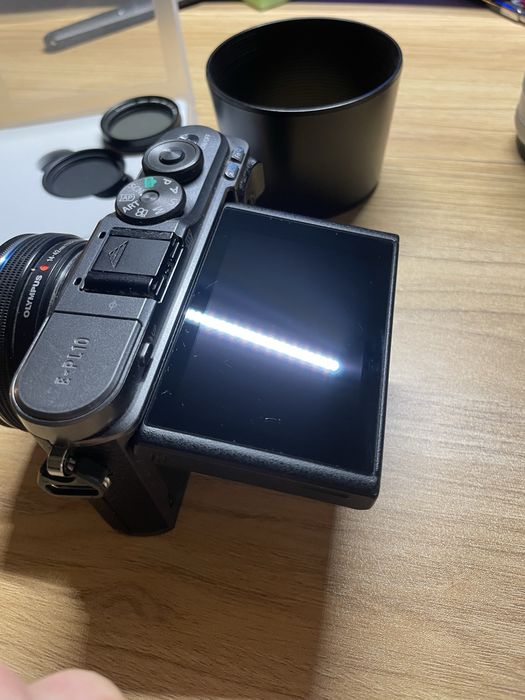 Aparat Olympus PEN E-PL10 obiektyw 14-42mm + 40-150mm + zestaw