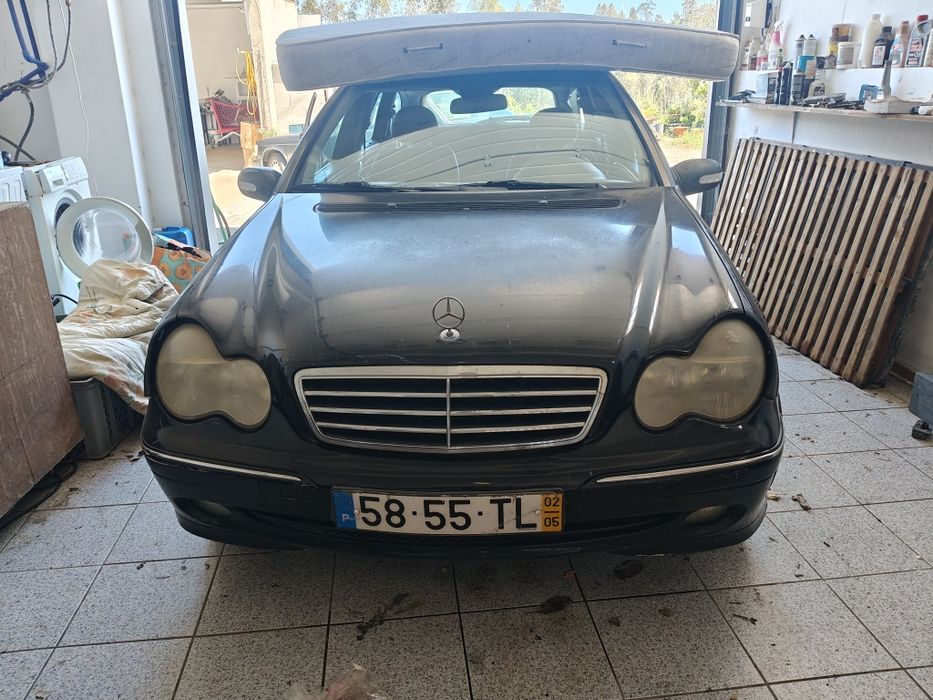 Vendo Mercedes c 200 compressor 2002 GPL 370000 KLM
