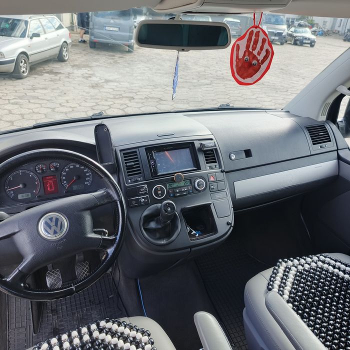 VW T5 Multivan 7 osób+hak 2xsuwane drzwi