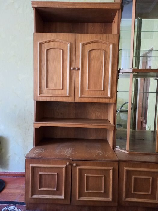 Шкаф добротний Смига