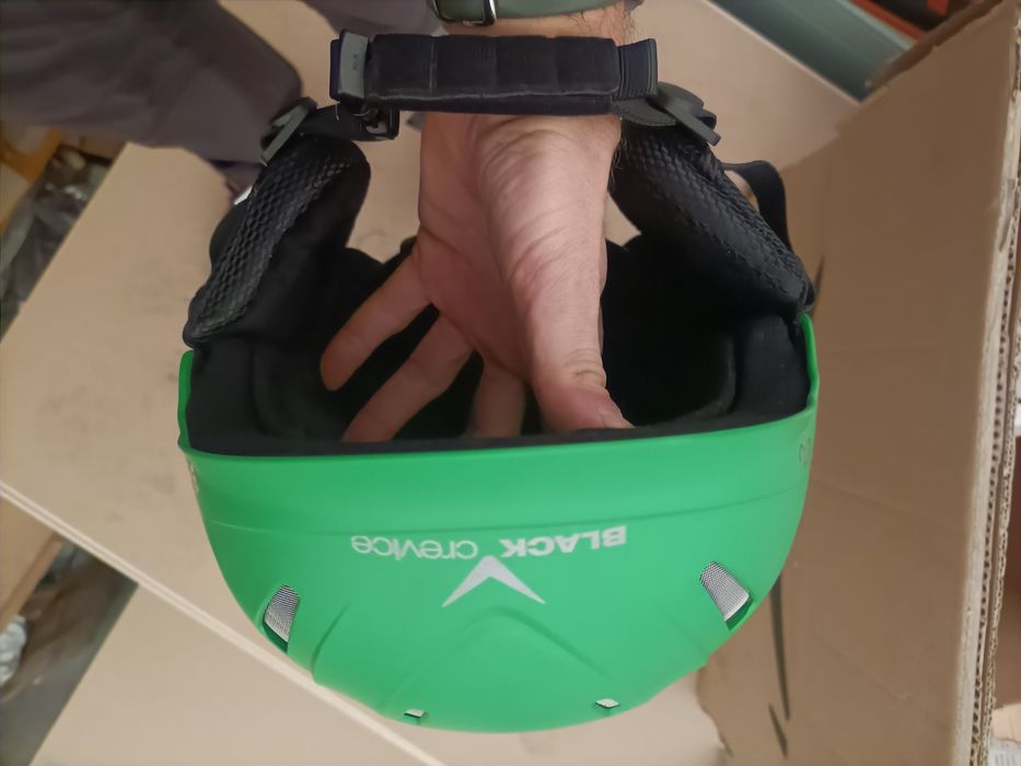 Kask narciarski Black Crevice zielony rozmiar L 60-62cm lub S 54-56cm