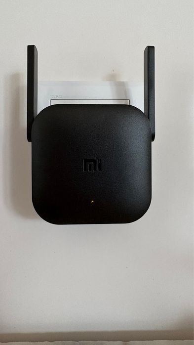 MI Wifi Range Extender Pro