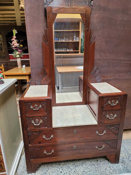 Pechiché antigo em madeira com tampos em pedra - Bom estado geral