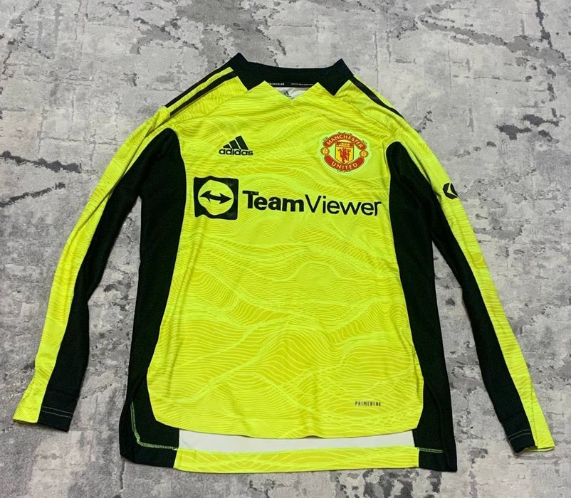 Вратарская форма Манчестер Юнайтед сезона 2021/22 

Состояние джерси: