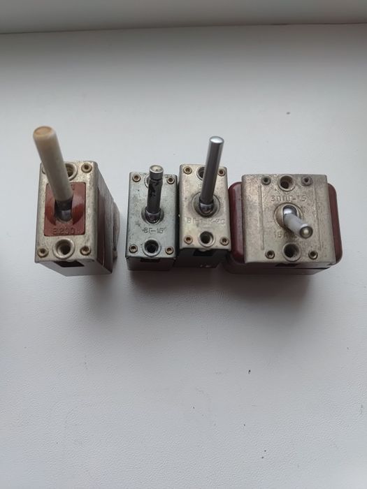 Кнопка 2КР,переключатель 2ВМ та інше