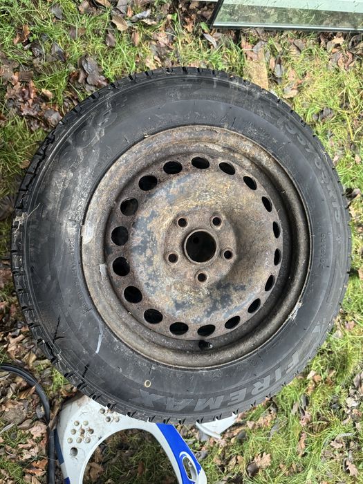 195/65/15 zimowe 2023r 5x100 jak nowe koła golf 4 leon audi a3 skoda