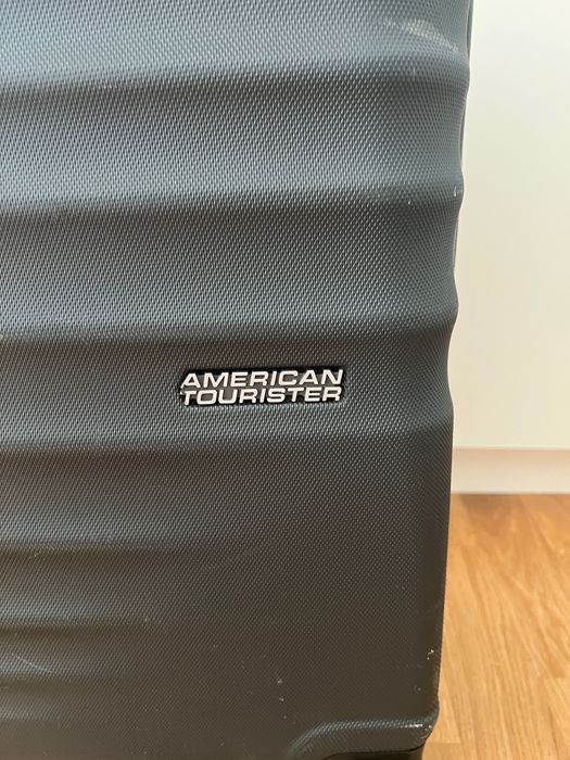 Mala de bordo American Tourister Soundbox, 55 x 40 x 20 cm,