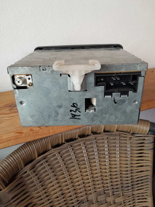 Radiomagnetofon do samochodu.