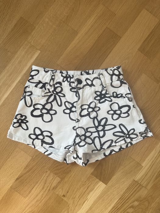 Джинсові шорти Bershka