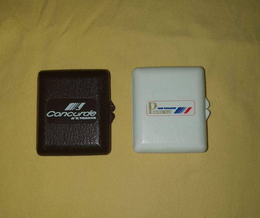 Caixas de costura em miniatura (como novas)para colecionadores.