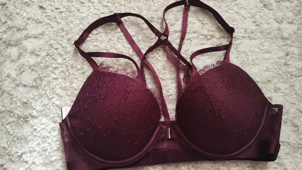 Nowy stanik Victoria Secret